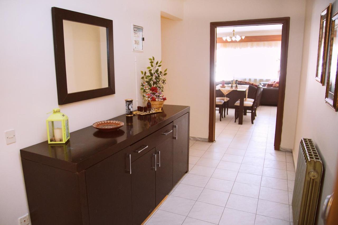 Comfortable House With Warm Hospitality カテリーニ エクステリア 写真